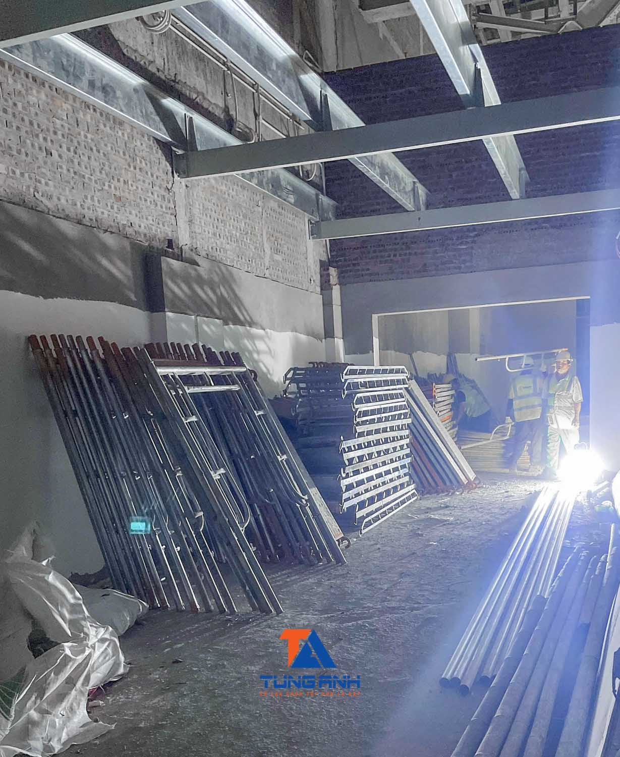 Cung cấp giàn giáo Tùng Anh tại công trường