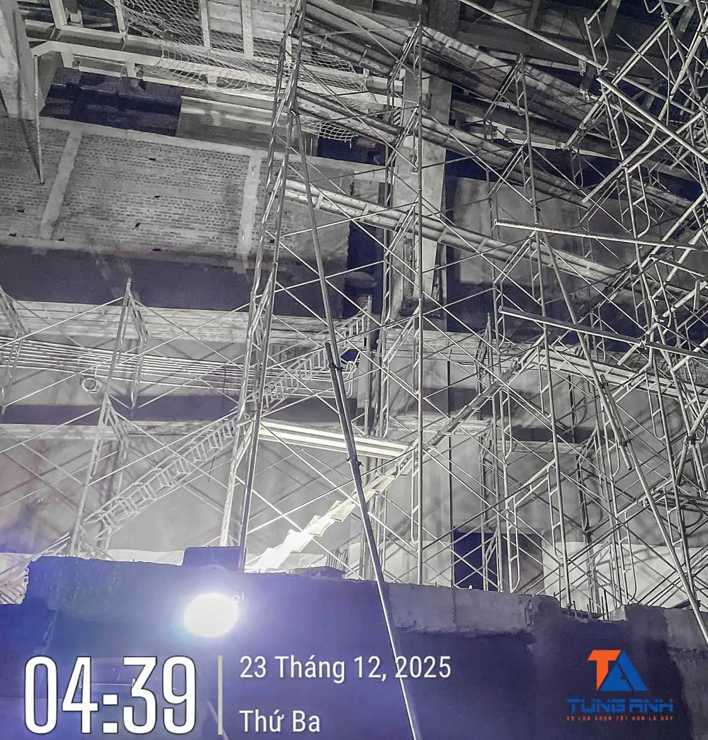 CHO THUÊ GIÀN GIÁO HOÀN THIỆN VÀ PHỤ KIỆN GIÁO XÂY DỰNG TẠI VINCOM MEGA MALL OCEAN CITY – AN TOÀN, CHUYÊN NGHIỆP, GIÁ TỐT