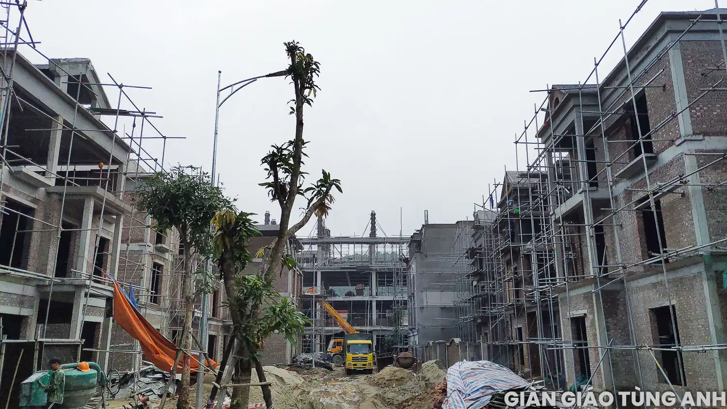 Giàn giáo Tùng Anh tại Melinh Plaza Yên Bái