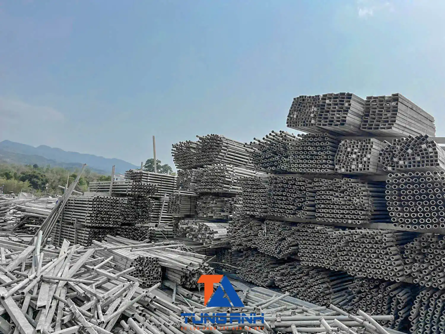 Giàn giáo xây dựng tòa án nhân dân